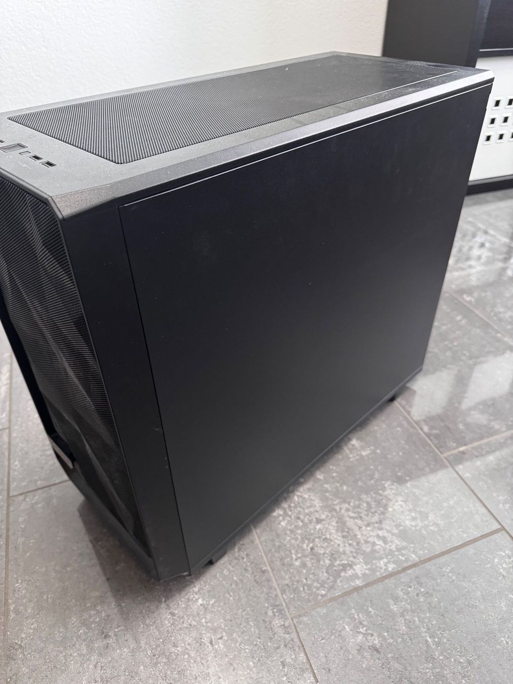 Fractal Gehäuse: Fractal Meshify 2 Black TG Light – Gebraucht aus Wettingen von marvinvr 2