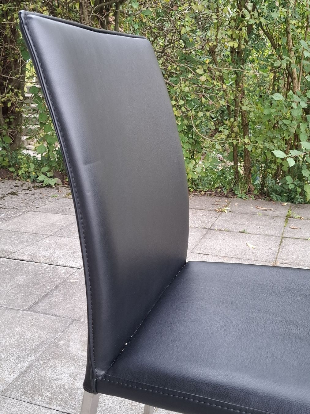 Stühle: Set mit 6 schwarzen Stühlen – Gebraucht aus Horw von Supervannie 3