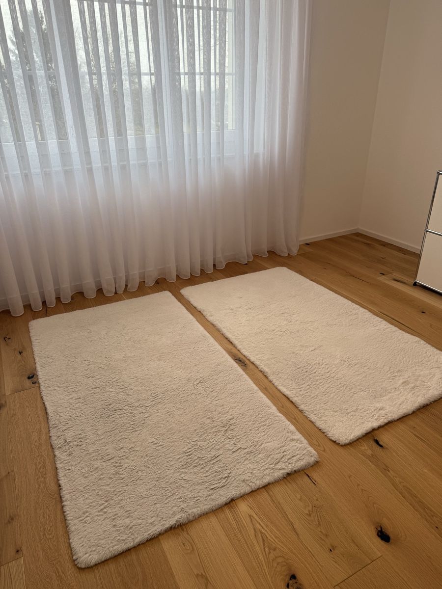 Tappeti: Zwei flauschige Teppiche – Usato da Dettighofen Lengw. venduto da AS_SA 1