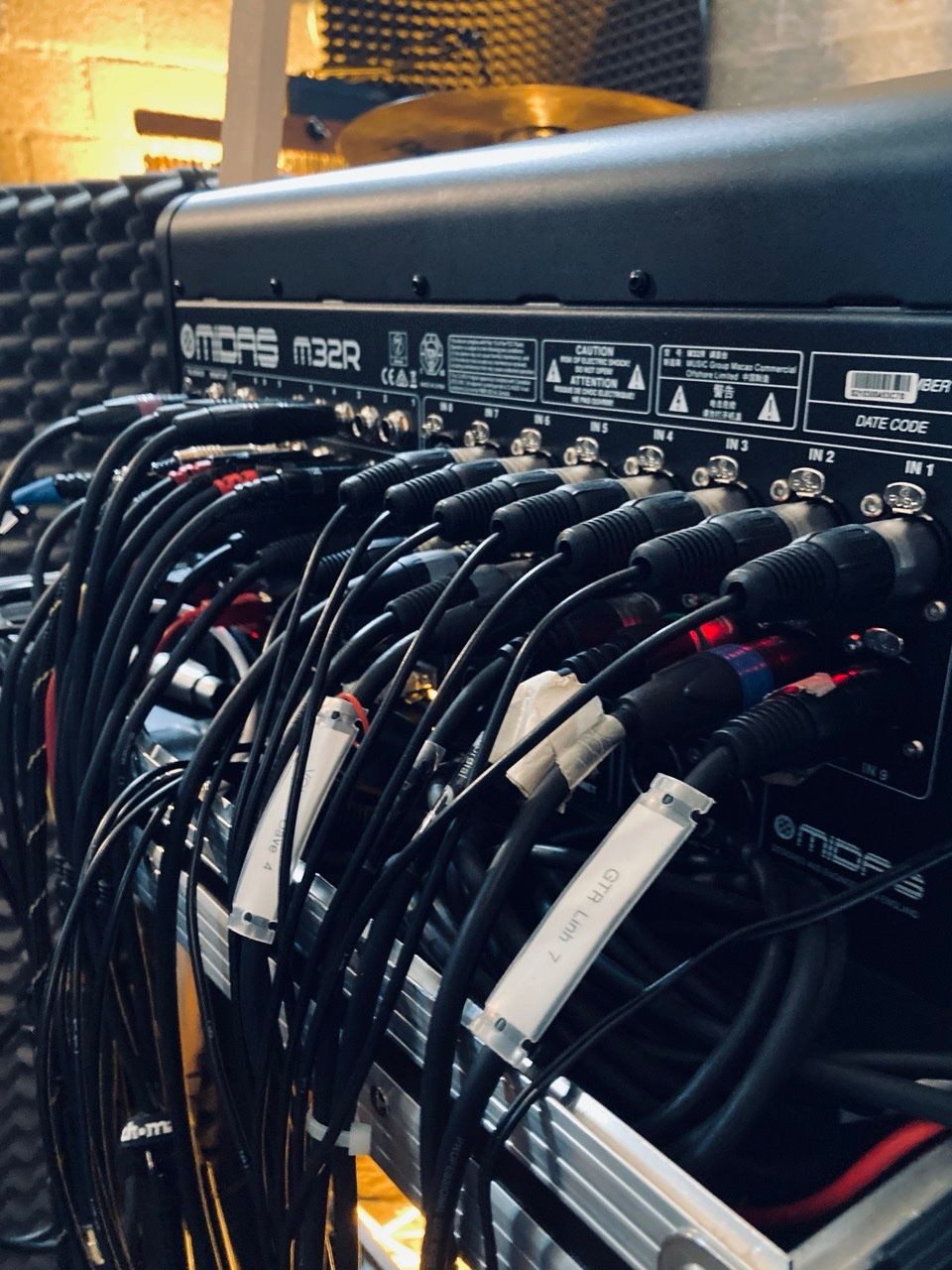 Midas Mischpulte: Midas M32R LIVE Digitalmixer + Thon Case – Gebraucht aus St. Gallen von jan_78lx 1