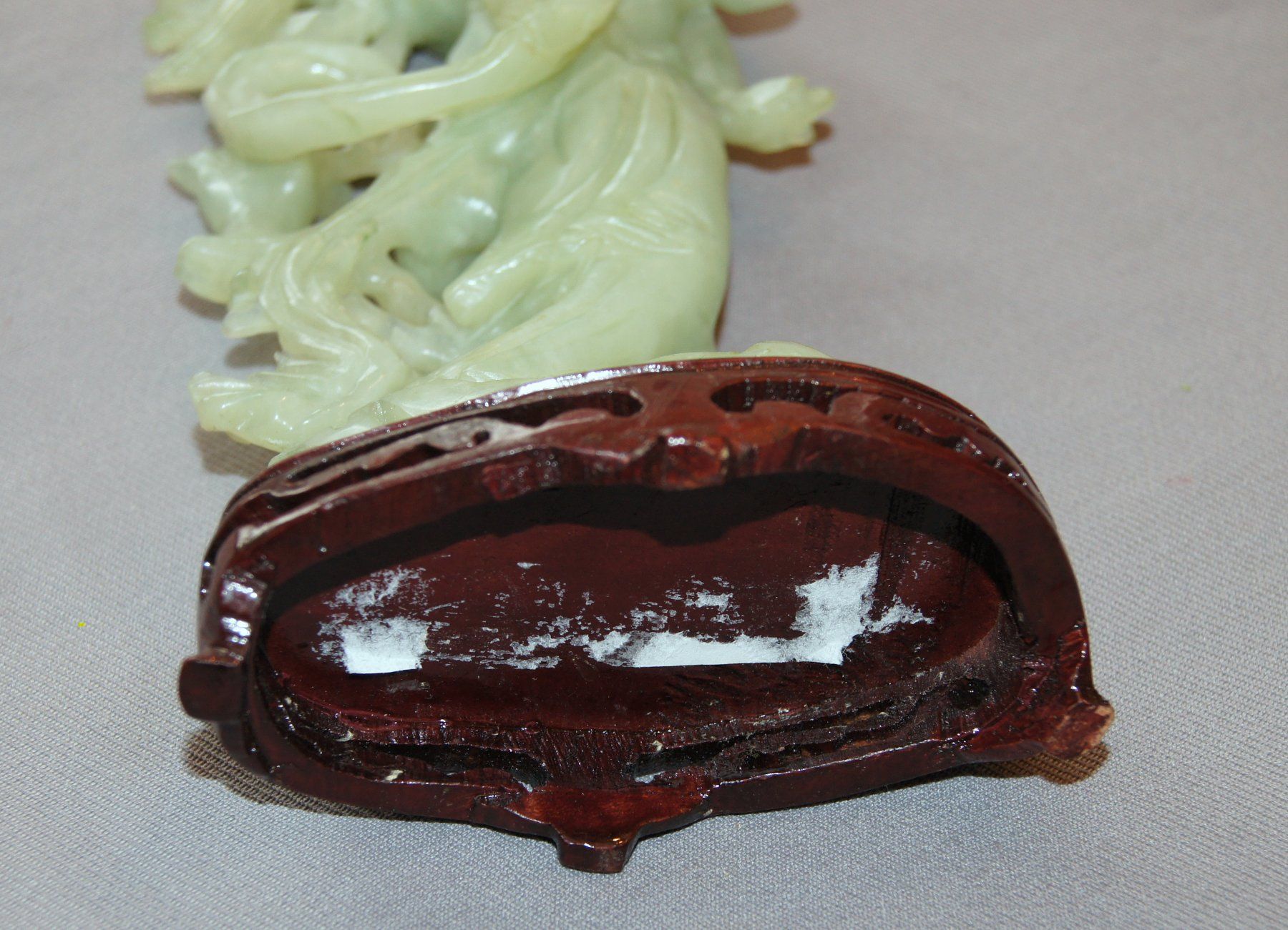 Skulpturen & Statuen: Anmutige Guanyin aus Jade – Gebraucht aus Geroldswil von ARTEFACTO 7