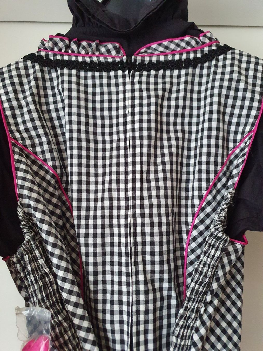 Kleider: NEUES Dirndl inkl. Bluse Gr. 50 – Neu und originalverpackt aus Zweidlen von Shubli 4