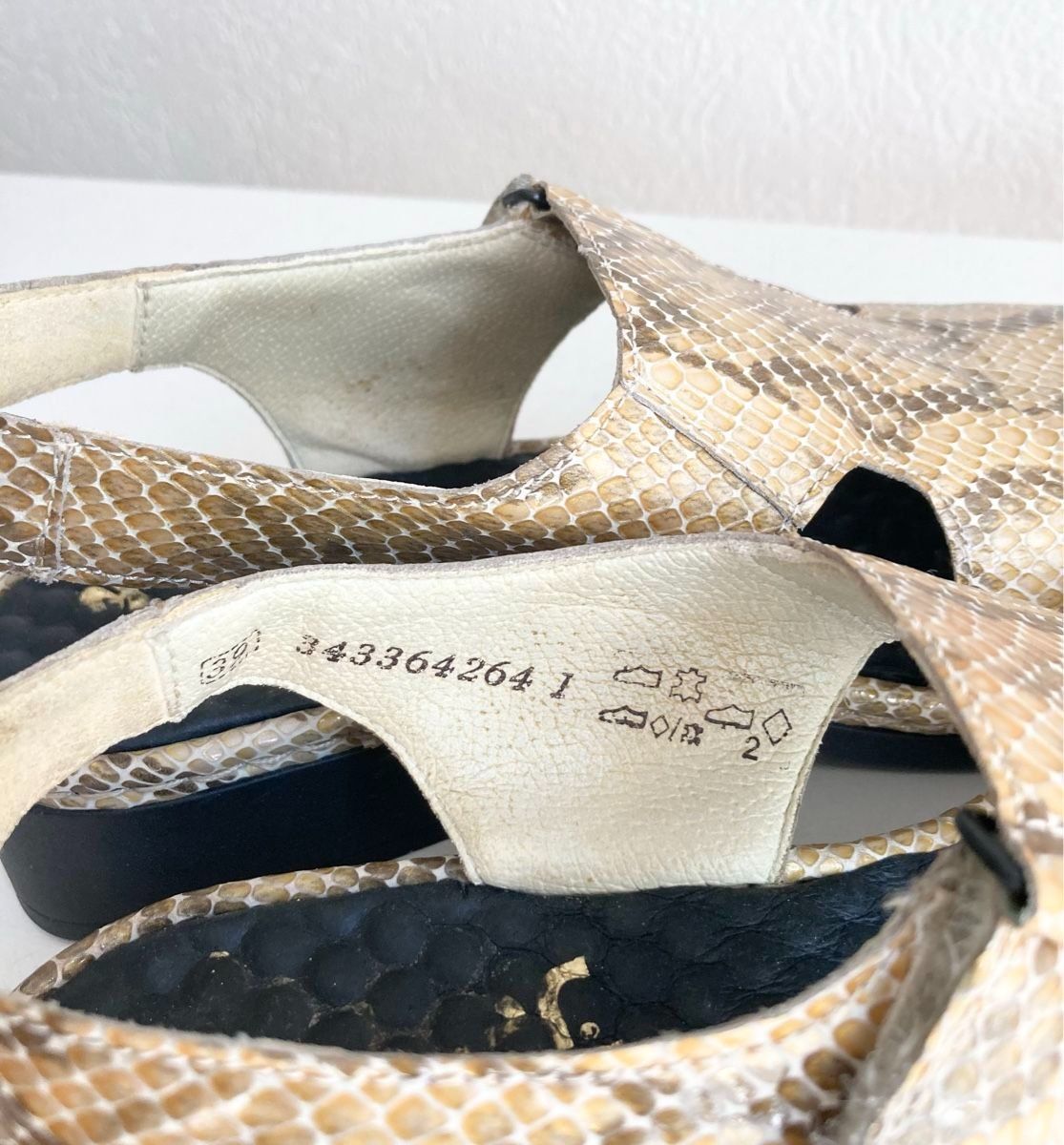 Rieker Damenschuhe: Rieker Sandalen Gr.39 Echtleder Schlangenlook – Gebraucht aus Zäziwil von 33qfmnx9 2