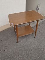 Serviertisch braun Holz Furnier Rollen 2 Etagen Zustand gut