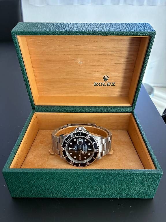 Rolex Orologi: ROLEX Submariner Date – Usato da Leuzigen venduto da Primmo
