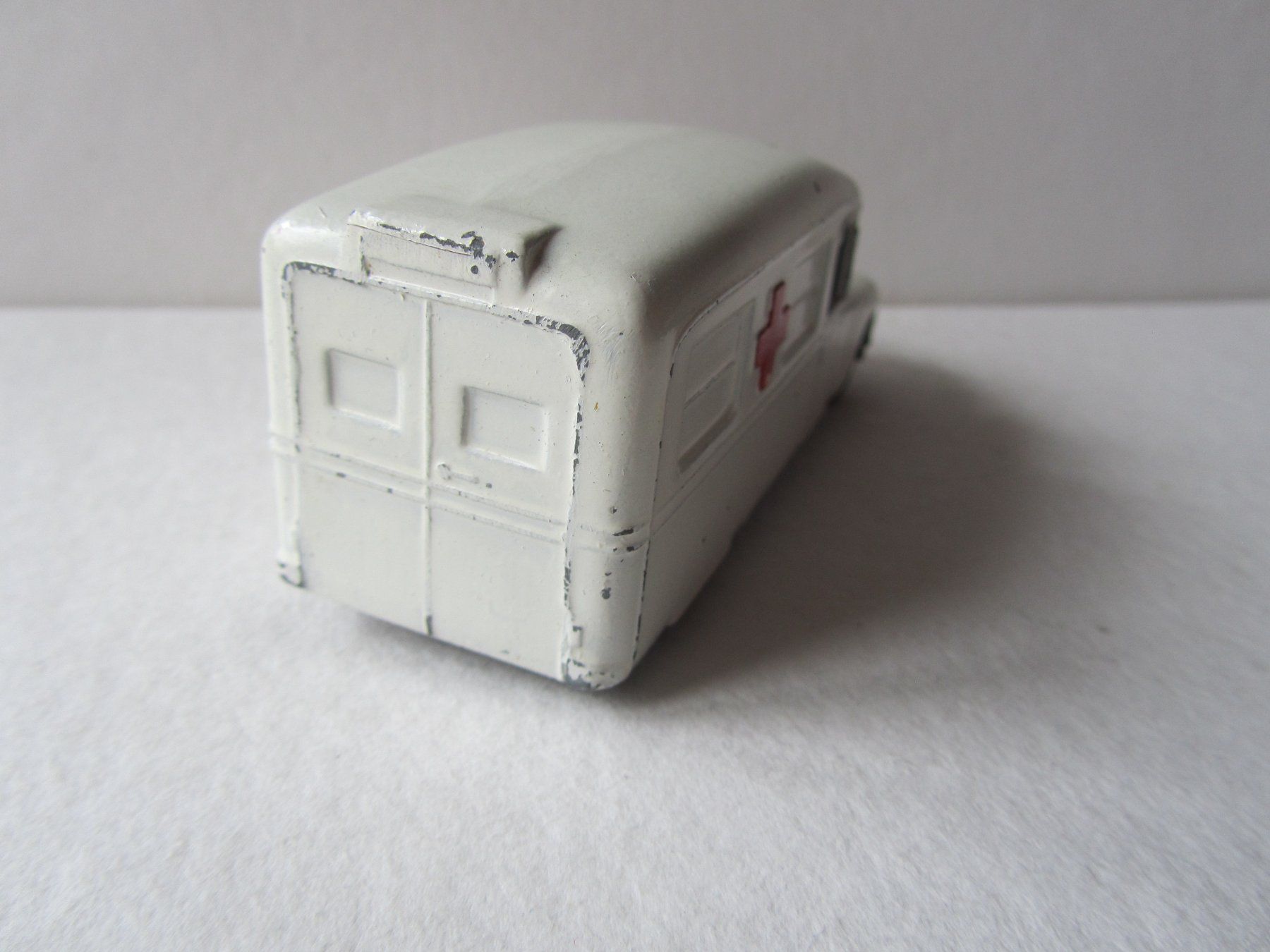 Dinky Toys Modellini d'auto: Daimler Ambulance, Dinky Toys – Usato da Weiningen ZH venduto da dietsch57 3