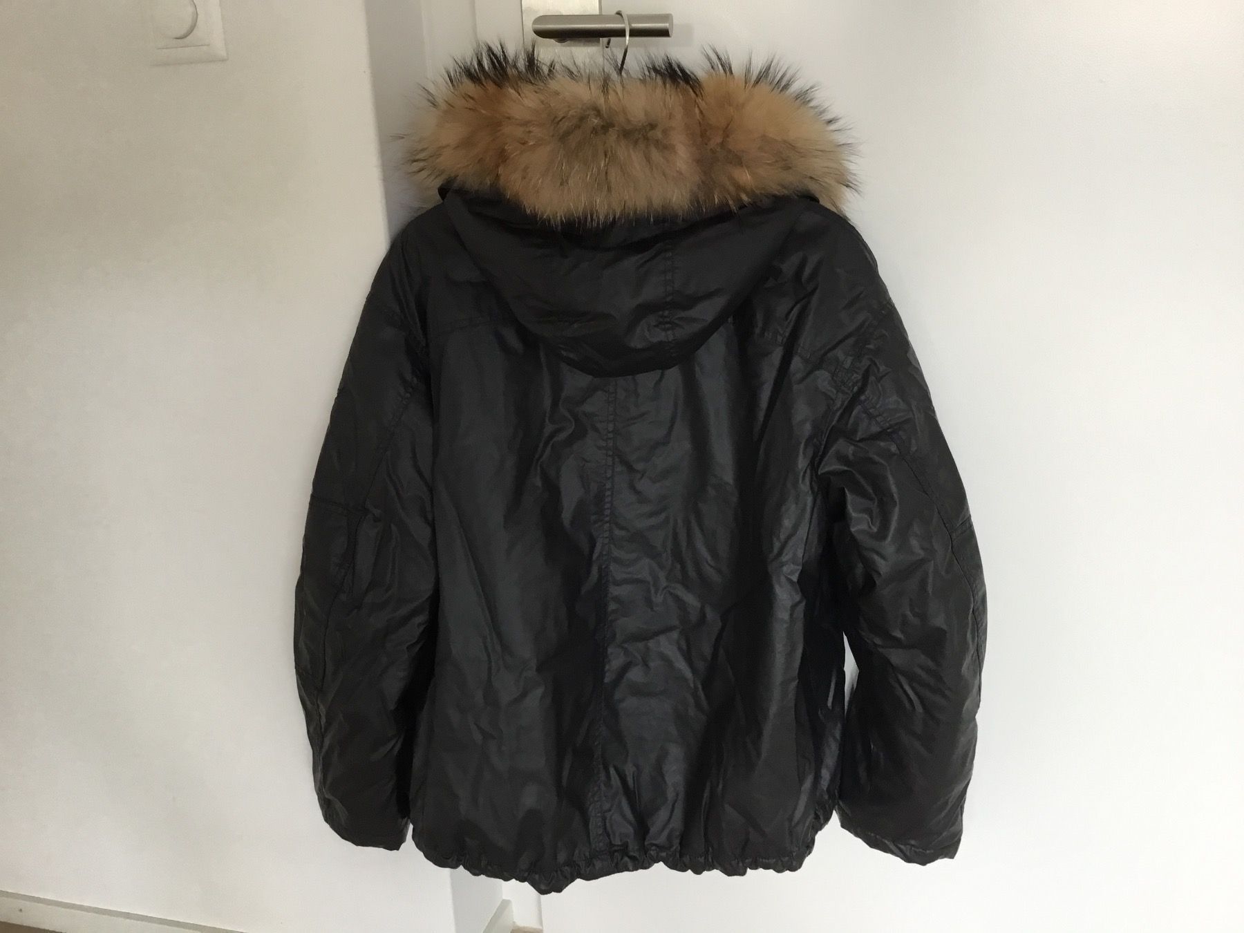Giacche: Jet Set Damen Skijacke mit Fell – Usato da Kloten venduto da mybestbrands 1
