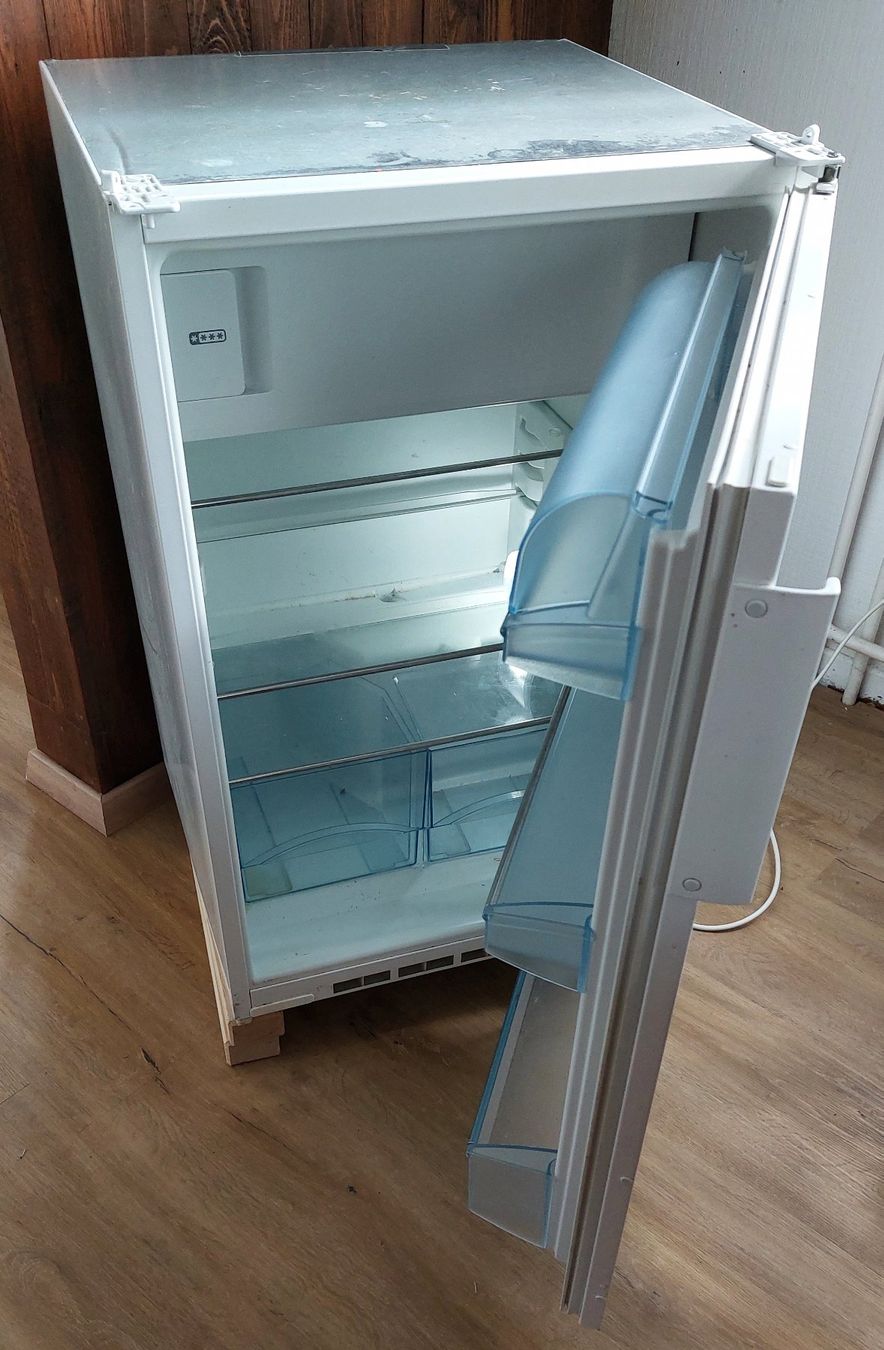 Electrolux Frigoriferi: Electrolux Einbaukühlschrank – Usato da Bad Zurzach venduto da Boris_D