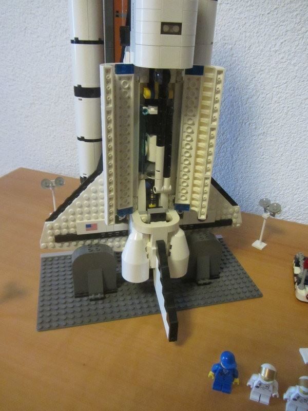 Lego Kit di costruzioni: LEGO Sculptures 10231 " Shuttle Expedition " – Usato da Kreuzlingen venduto da Han-Solo-68 6