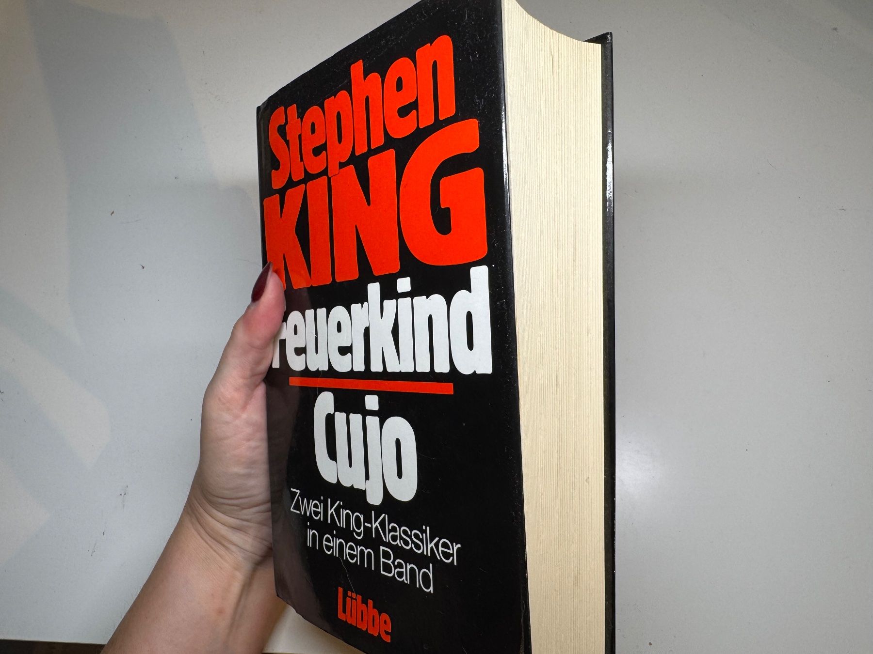 Libri: ROMAN: Stephen King, 2 Klassiker: Feuerkind, Cujo – Usato da Grosswangen venduto da Deutsche_Romane 1