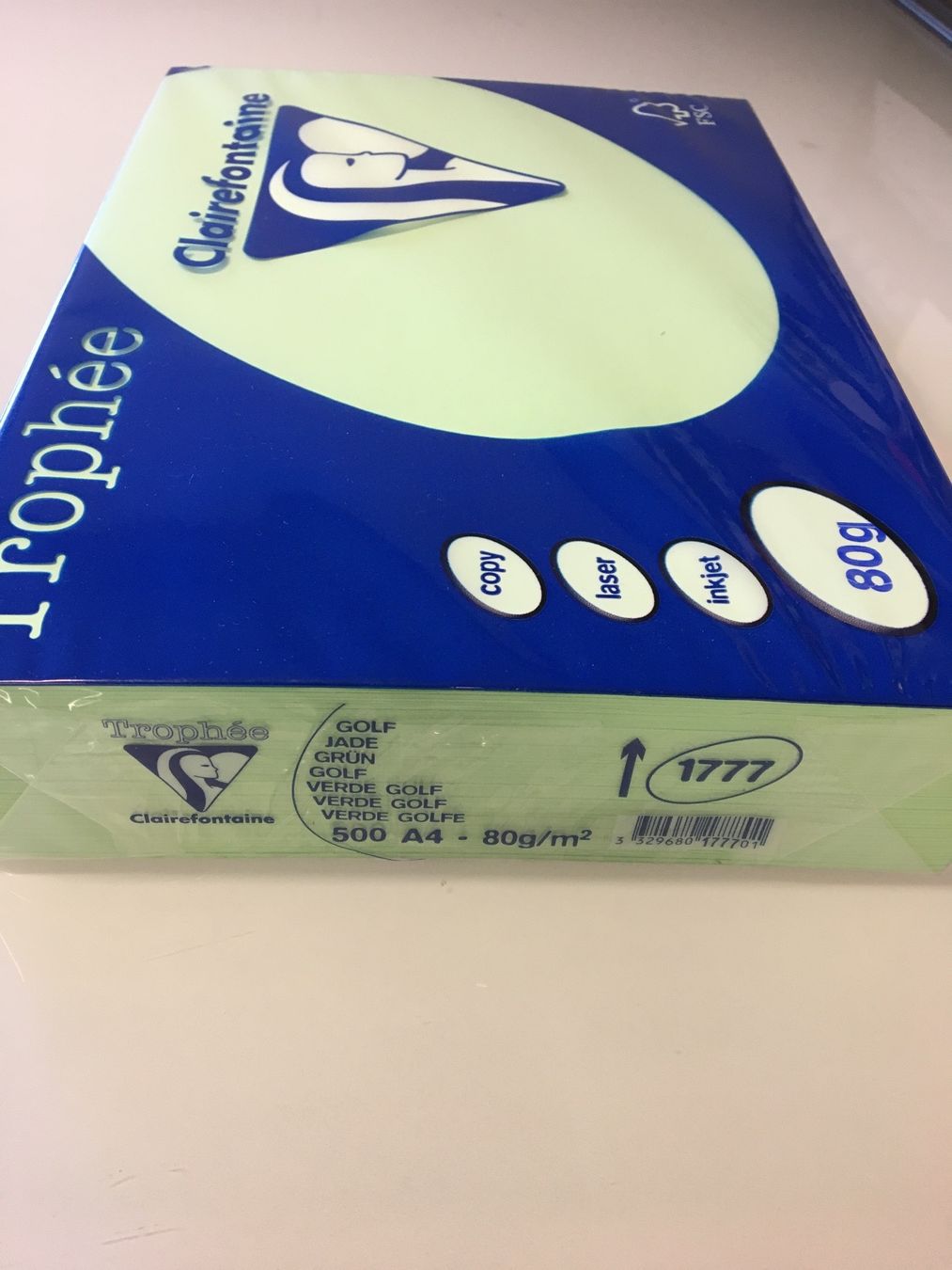 Clairefontaine Carta: 500 Blatt farbiges Papier 80gr – Usato da Arth venduto da Vrecam51 1