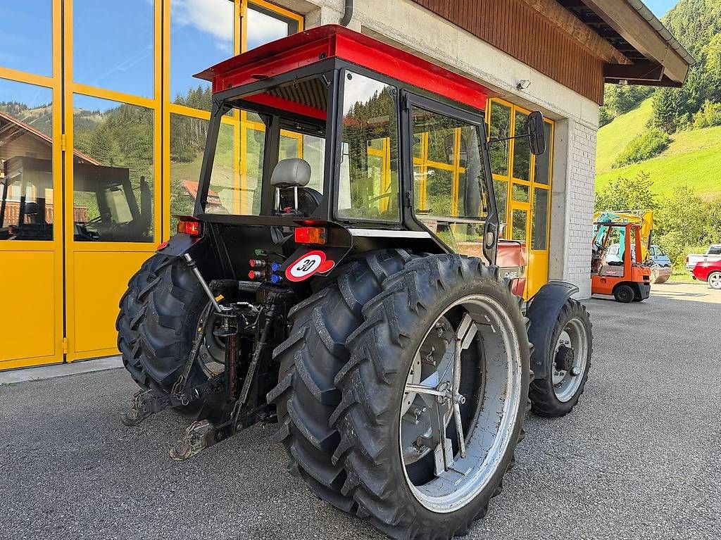 Case IH Trattori: Traktor Case International 633 Allrad – Usato da Flühli LU venduto da JeMa-Tech 2