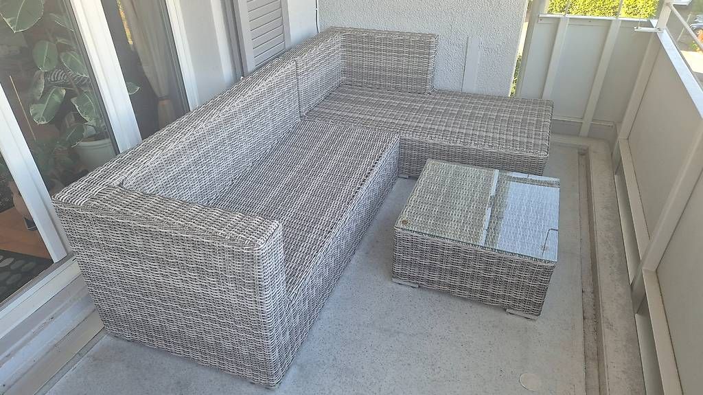 Sofas: Rattanlounge – D'occasion à Oberengstringen par moserpa6 3