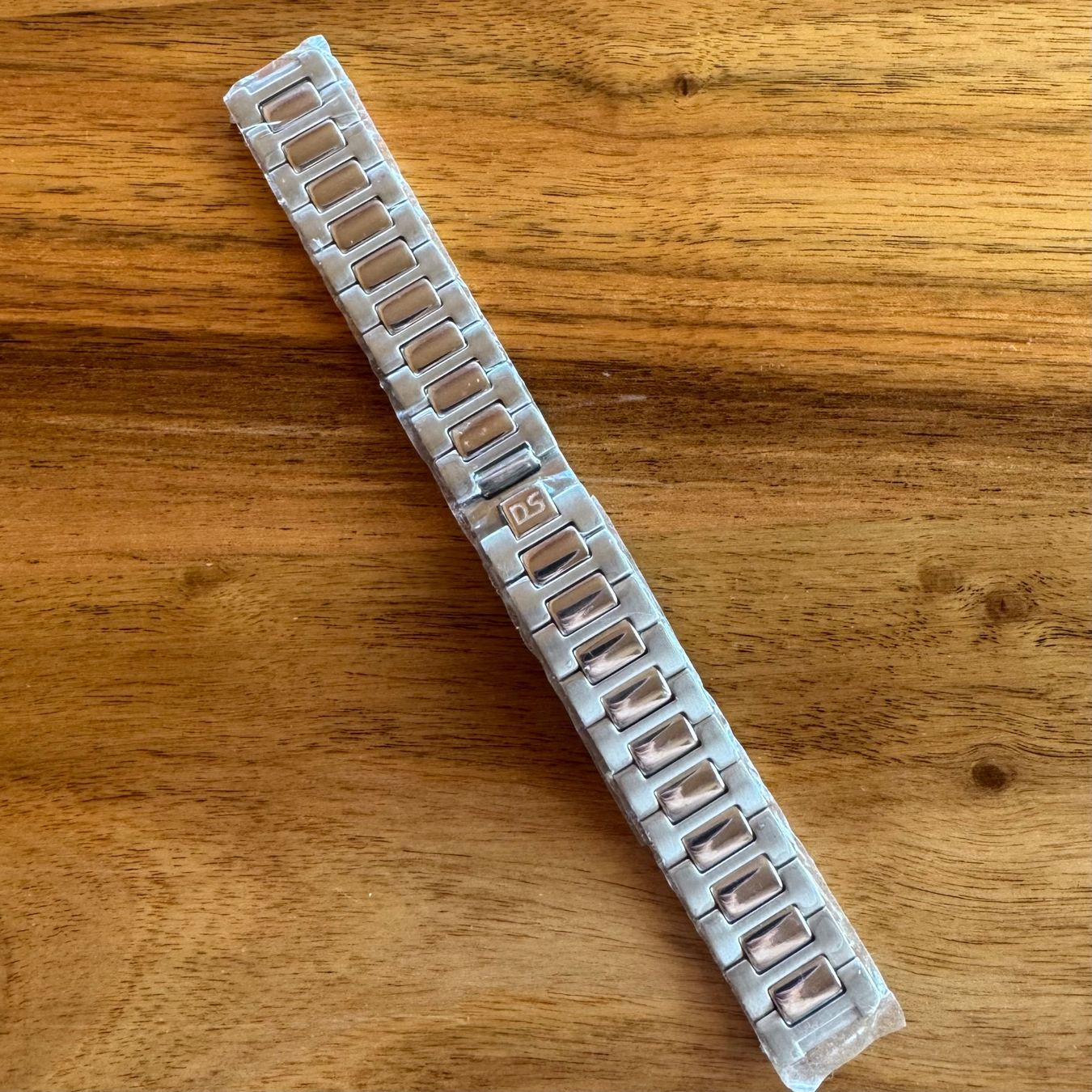 Certina Orologi: Certina DS Bracelet 18mm - NOS – Nuovo (secondo la descrizione) da Arzier-Le Muids venduto da Avanna 1