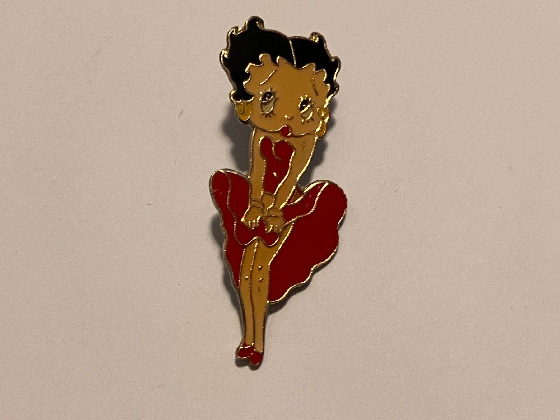 Placchette & Badge: 1 Pin Betty Boop – Usato da Basel venduto da djwwpp