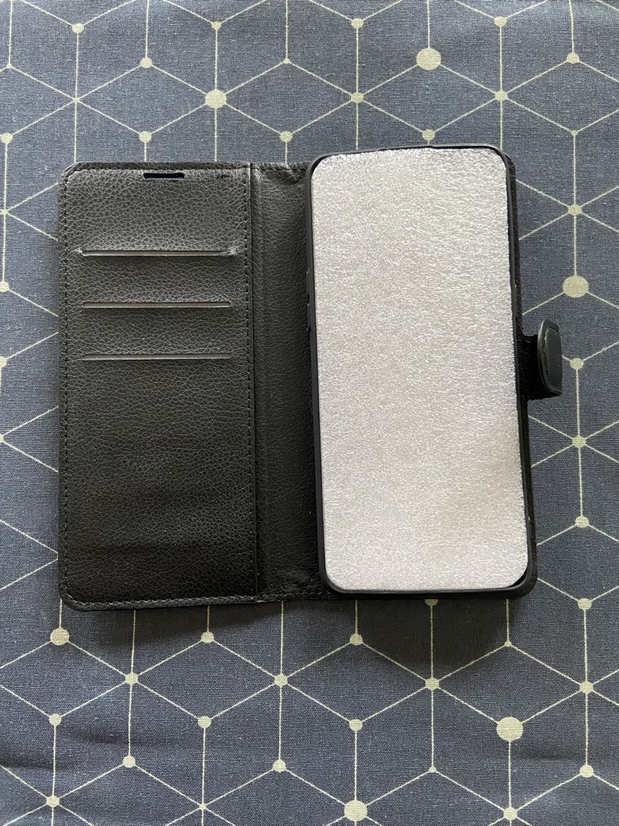 Oppo Cover & Protezioni schermo: Coque Natel Oppo Find X5 Pro – Nuovo e nell'imballaggio originale da Berlens venduto da aye_lf66 1