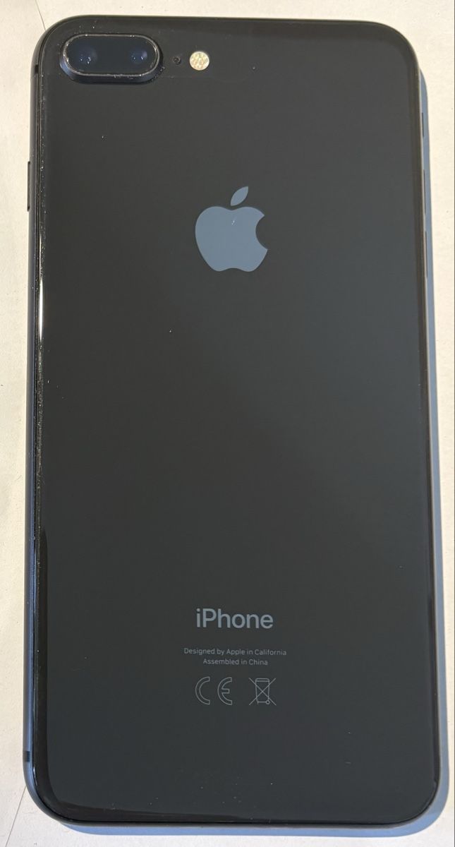 Apple Handys / Smartphones: iPhone 8 Plus 128 GB – Gebraucht aus Biel/Bienne von wen_j7hx 1