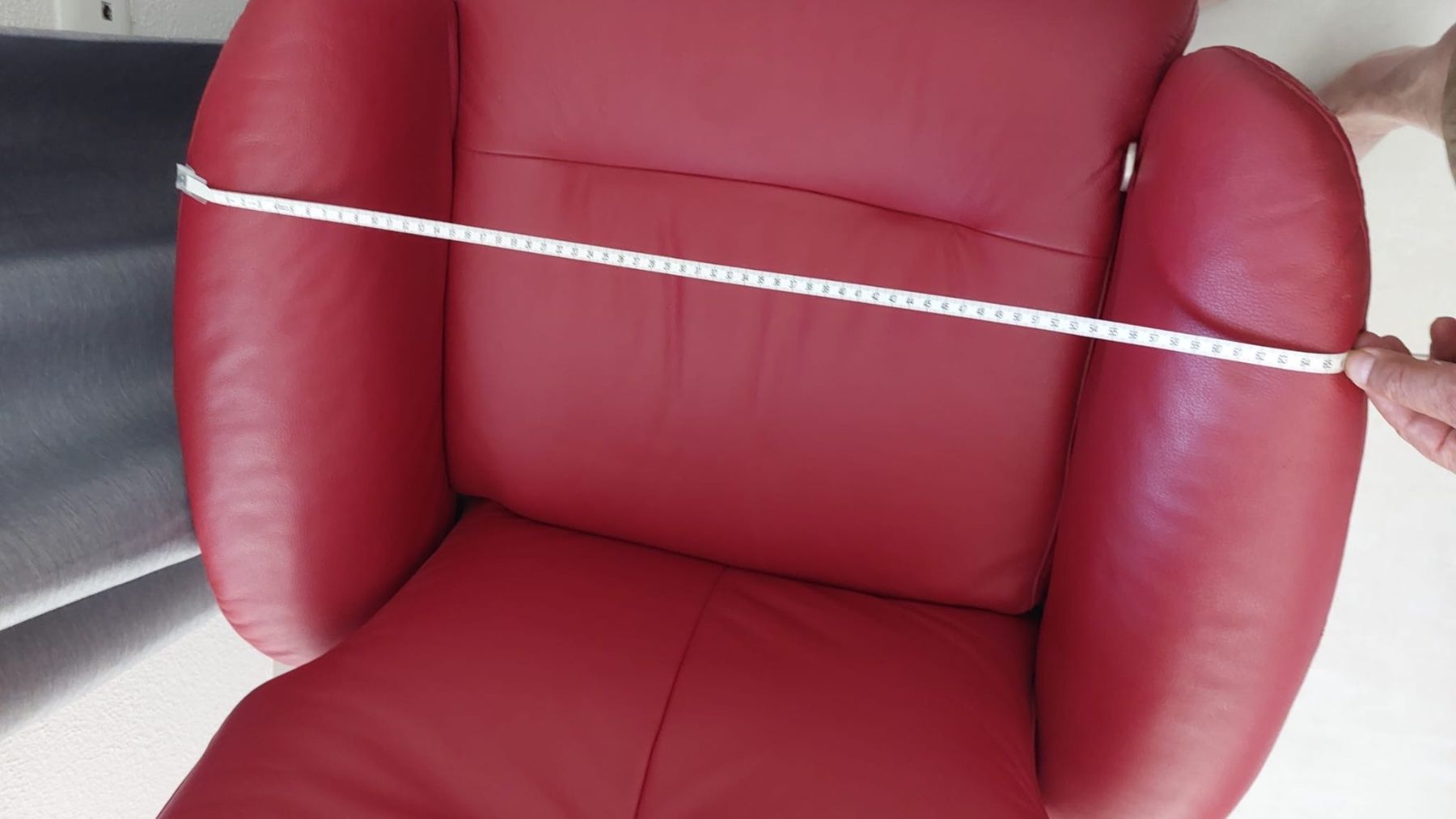 Sessel: Bequemer Relaxsessel mit Fußhocker aus echtem Leder – Neu (gemäss Beschreibung) aus Winterthur von shp_xcc5 8