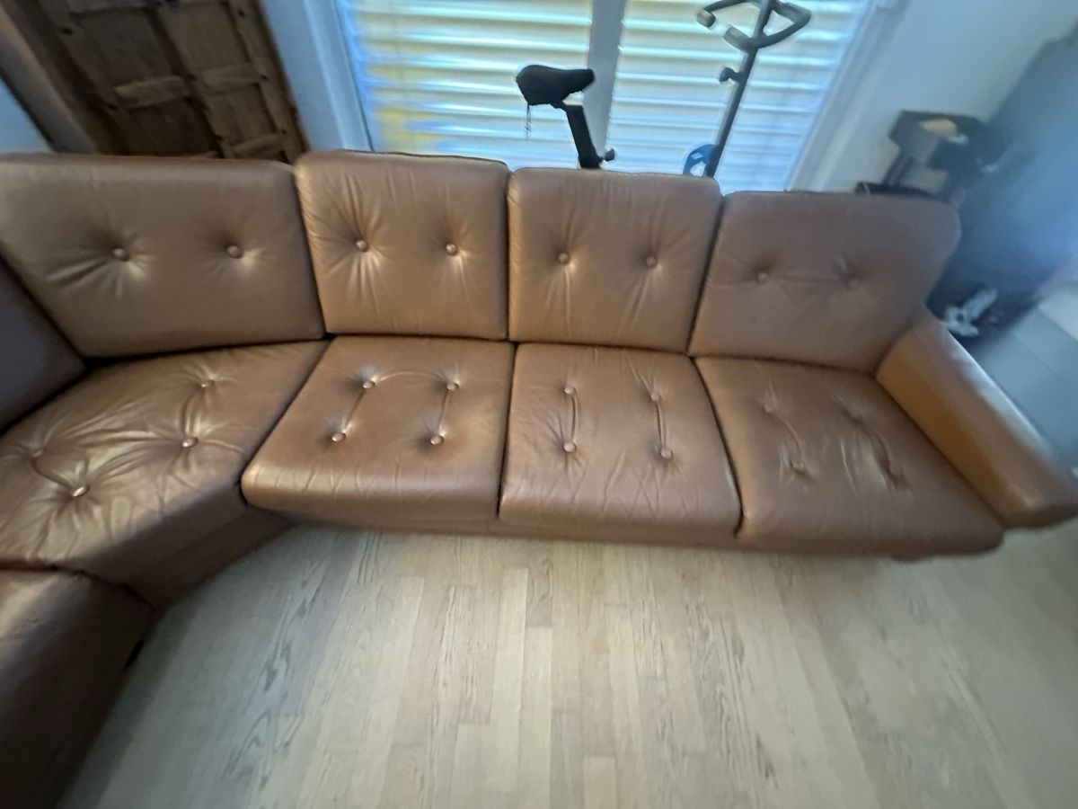Sofas: Super Angebot!!!VINTAGE Ecksofa Leder!!! – D'occasion à Oberbipp par Angel_Queen 7