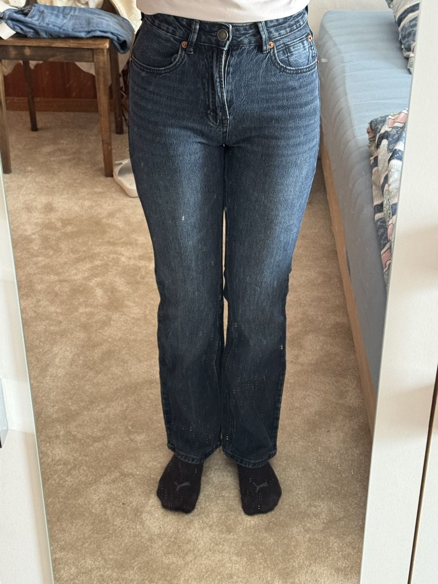 Stradivarius Pantaloni: Jeans D98 – Usato da Yvorne venduto da mel_wic