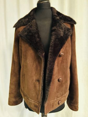 LACOSTE Damen Jacke. Gr. 42 braun.