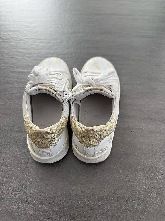Scarpe per ragazze: Schuhe Grösse 30, Mädchen – Usato da Pfäffikon ZH venduto da ste_dd2v 1