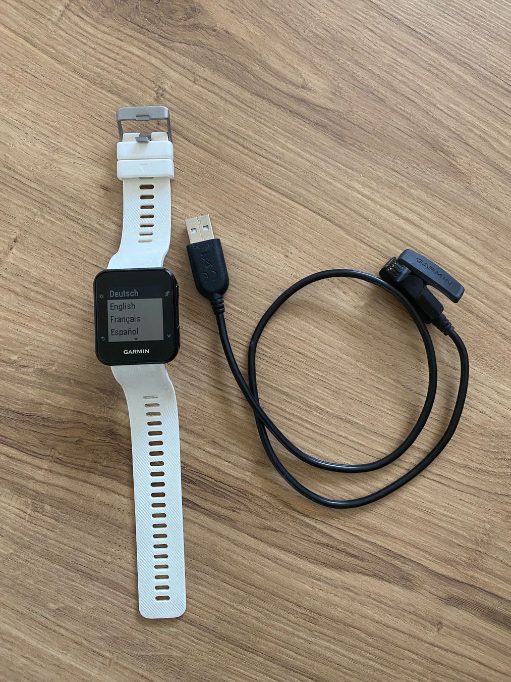 Garmin Smartwatch: Garmin Forerunner 35 weiss – Usato da Uerzlikon venduto da Dane76