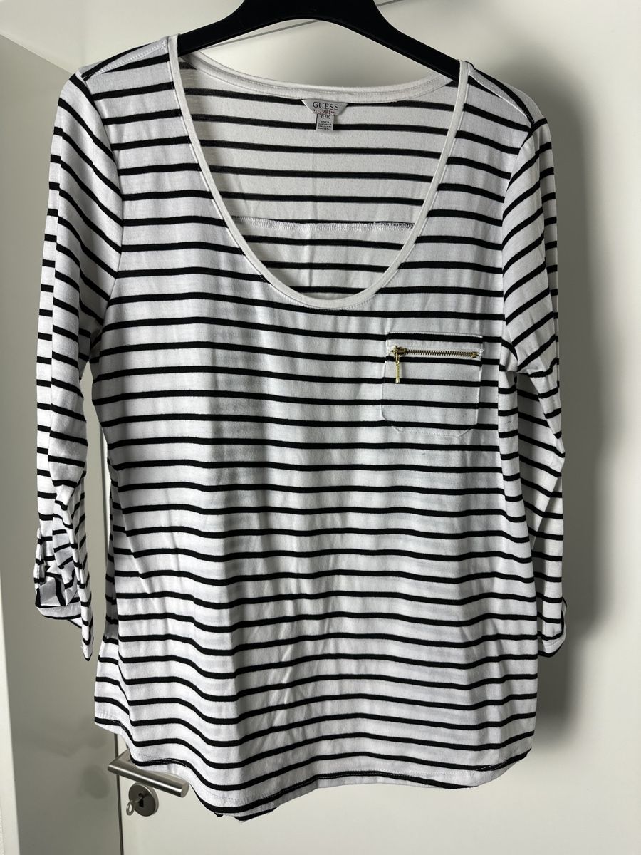 Guess Top: Oberteil con Guess Größe XL – Usato da Aarburg venduto da Tonija