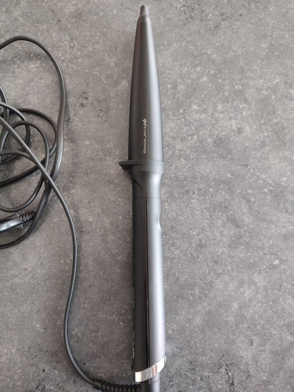 GHD Piastre & Arricciacapelli: GHD Curve Creative Curl Wall – Usato da Prilly venduto da Ledanaki