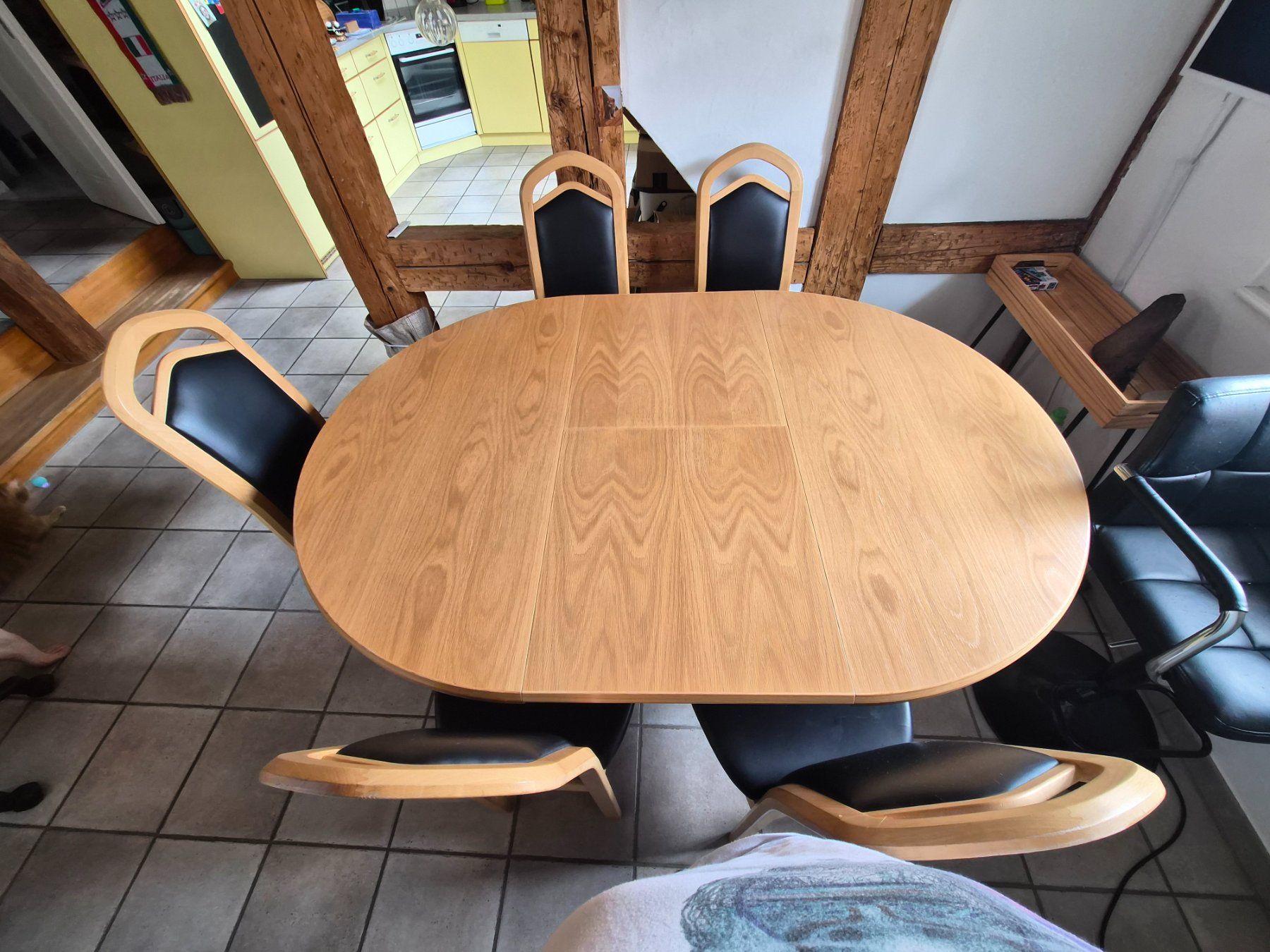 Tavoli: Esszimmertisch mit 6 Stühlen, Eiche hell, Top Zustand! – Usato da Mellingen venduto da ReLoveit 1