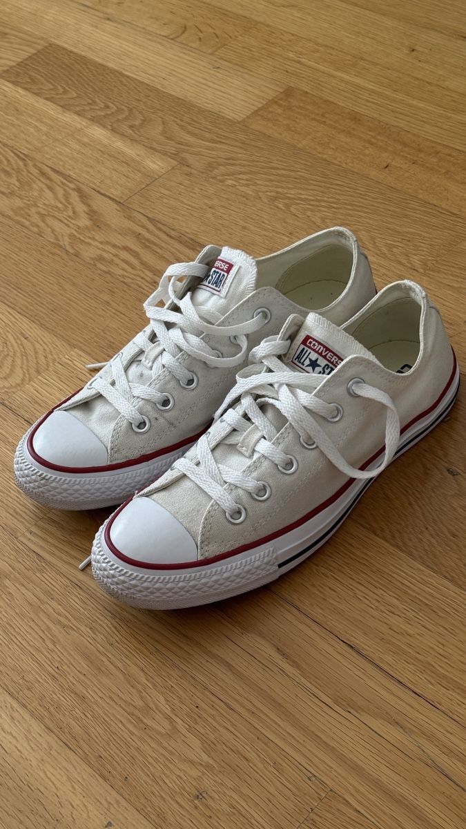 Converse Scarpe da uomo: Converse sneakers, size 39.5 – Nuovo (secondo la descrizione) da Zürich venduto da ana_782l