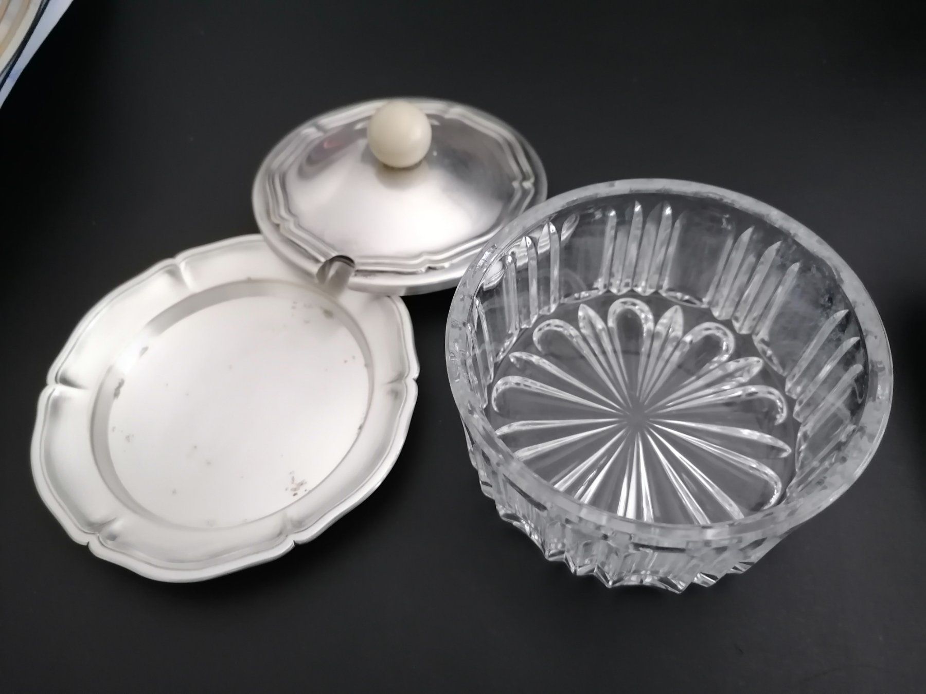 Zuckerdosen: versilberte Menage/Deckeldose mit Kristallglas-Schale – Gebraucht aus Rudolfstetten von Bubu25