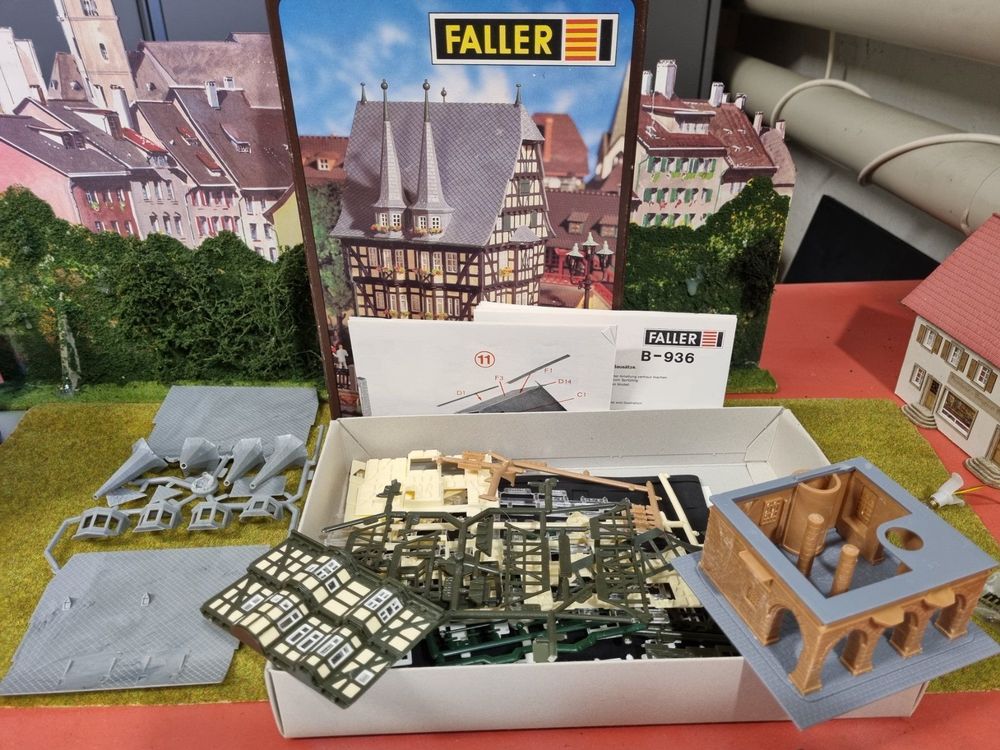 Faller B-936 Stadthaus H0 (Gebraucht) in für CHF 24 – mit Lieferung auf ...