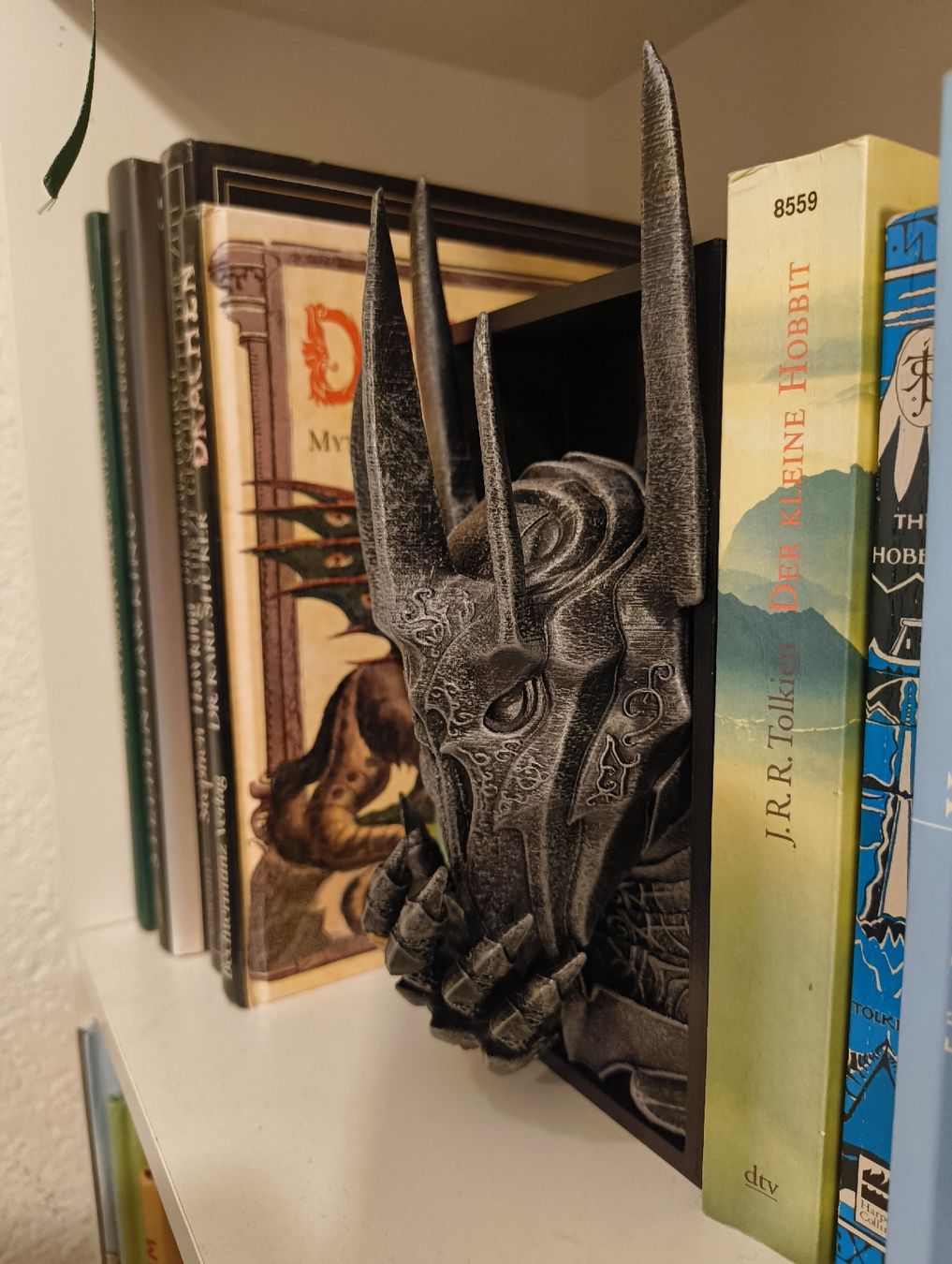 Altro in Decorazioni & Accessori: Sauron 3d Buchstütze Herr der Ringe – Usato da Wangenried venduto da Laedi4 1