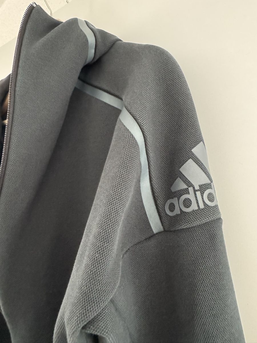 Adidas Jacken: Adidas Jacke – Gebraucht aus Ruswil von Sandra18931995 2