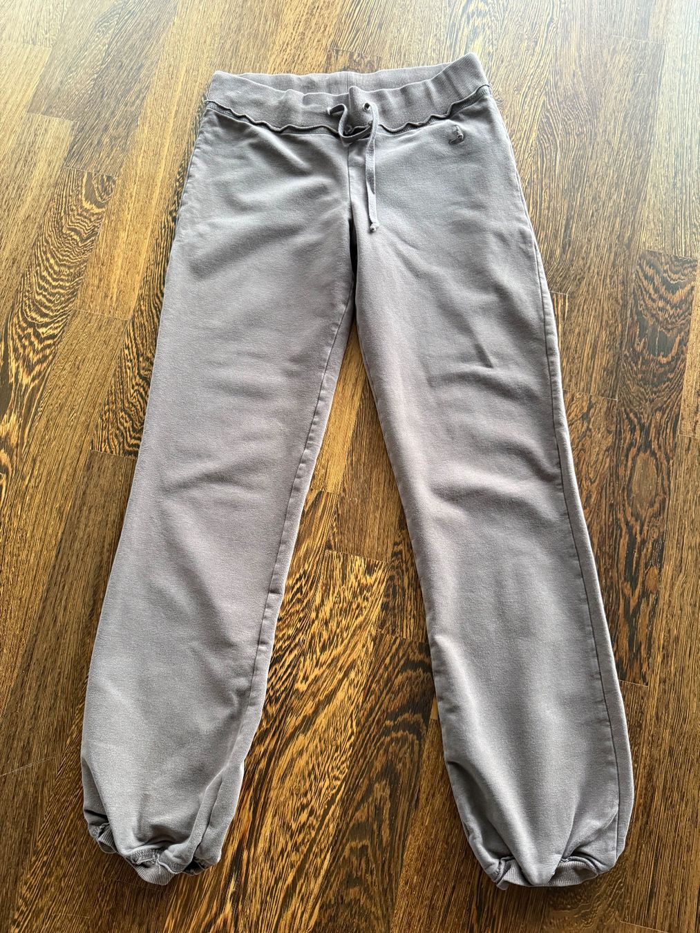 Pantaloni: Braune Jogginghose Grösse S - gemütlich – Usato da Sempach venduto da GFASHION