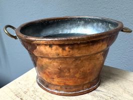 Antikes kleines ovales Kupfergefäss 7.5 cm