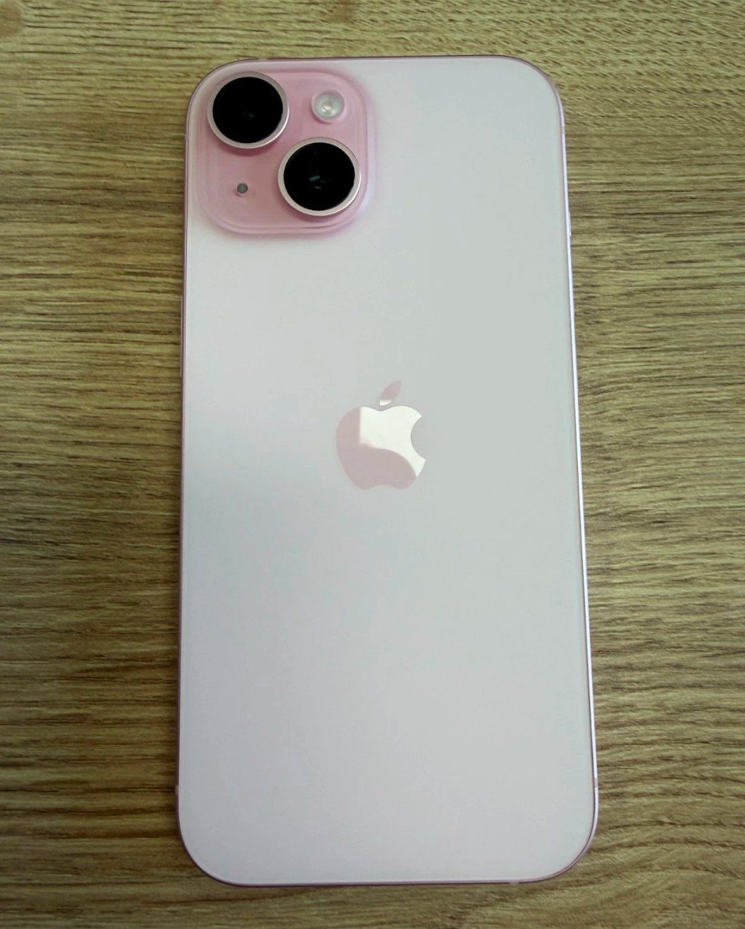 Apple Telefoni cellulari / Smartphones: iPhone 15 (128GB) Akku 100% – Usato da Luzern venduto da Waince786