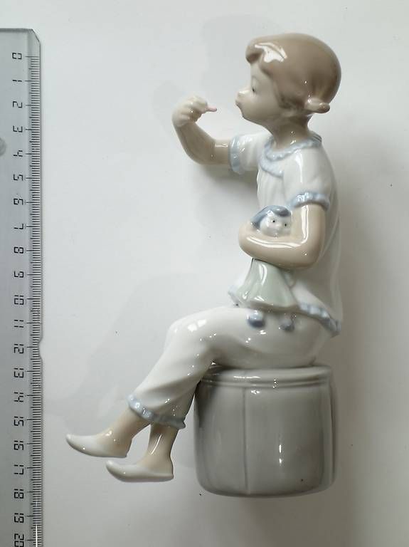 Lladro Statuette: Porcelaine espagnole Lladro env. 1975 – Usato da Neuchâtel venduto da sis_2wcq