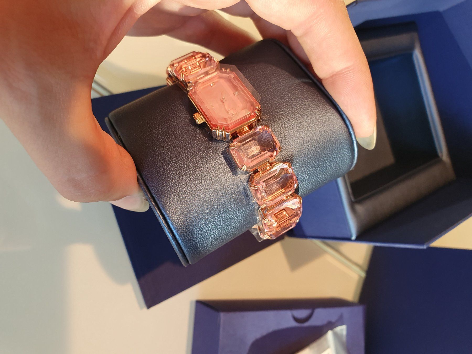 Swarovski Orologi: Montre Swarovski Quartz Rose – Nuovo e nell'imballaggio originale da Grand-Lancy venduto da kri_qk5y 5
