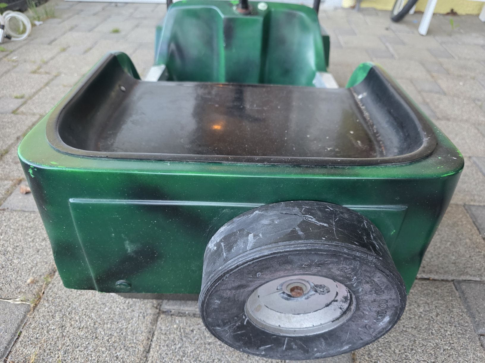 Altro: Altes Karussell Auto/Autoscooter – Usato da Mümliswil venduto da Mizzi77 2