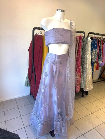 Wunderschönes, lilafarbenes, Lehenga