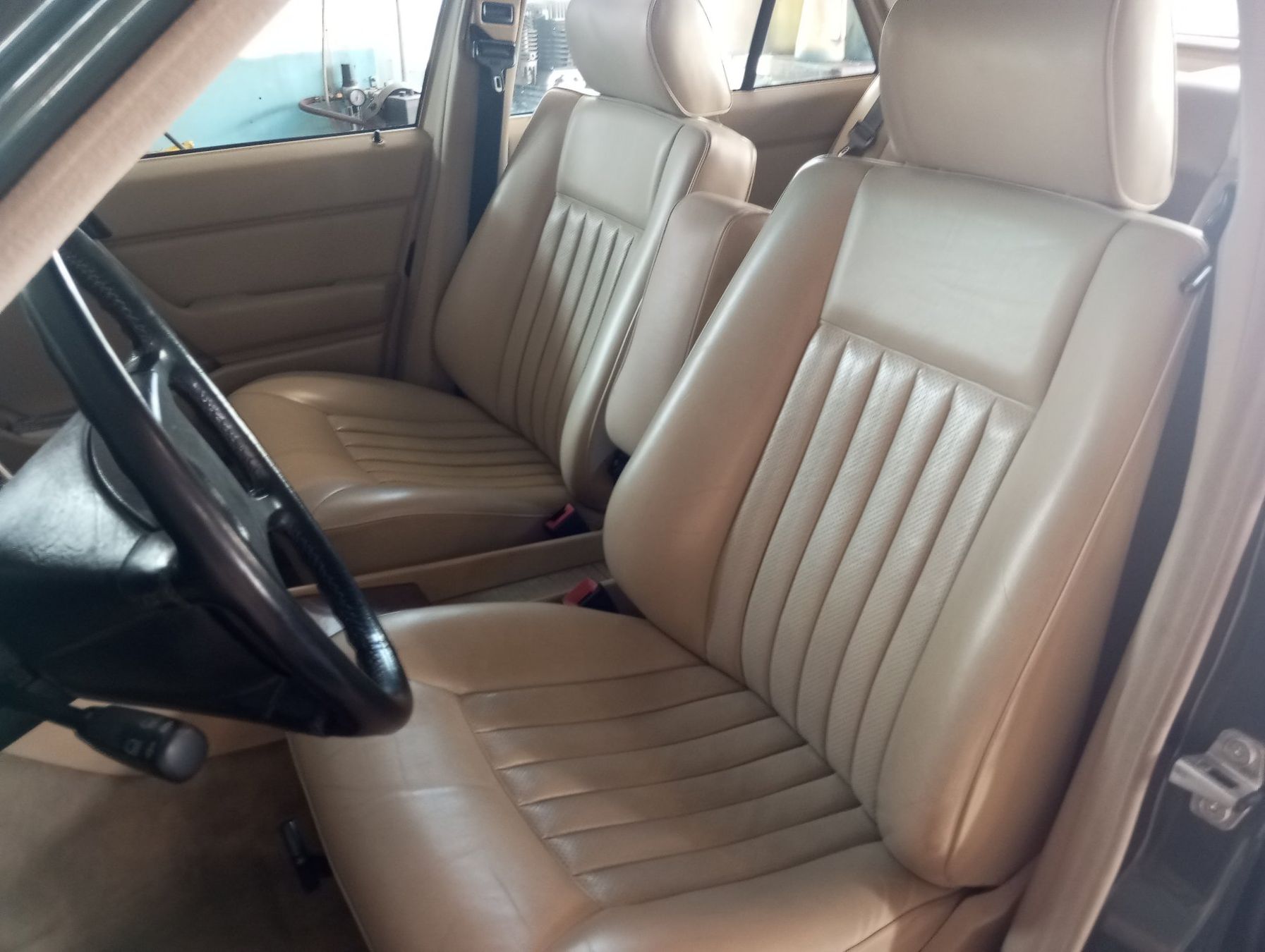 Mercedes-Benz Automobili: Mercedes 300 E 4 matic – Difettoso da Fey venduto da paquita2122 4