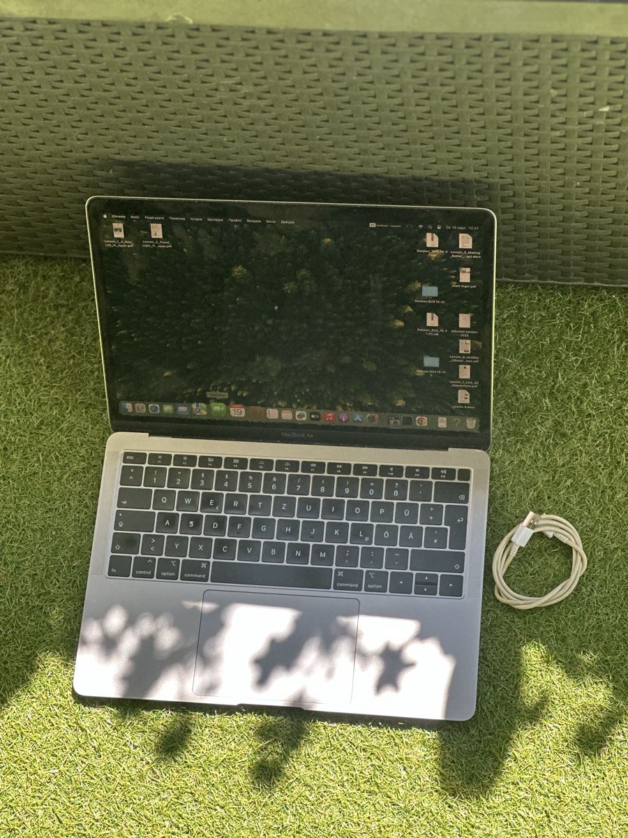 Apple Portables: MacBook Air 2018 – D'occasion à Buchs SG par BobRob 2