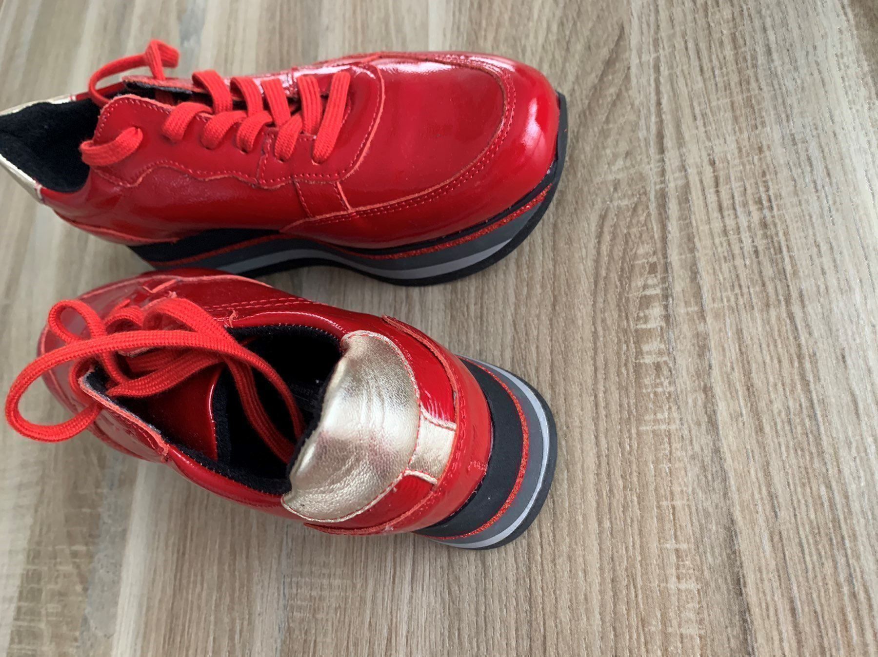 Next Scarpe da donna: NEU Damensneaker rot  Gr37 – Nuovo (secondo la descrizione) da Biel-Benken BL venduto da BelginE 2