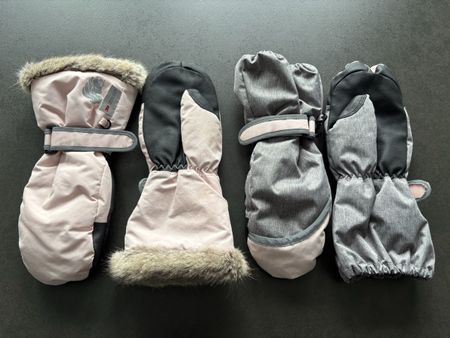 2 paar Handschuhe 134/140