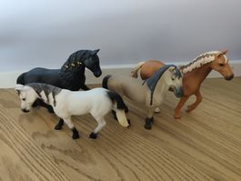 4 schleich Pferde, BENUTZT!