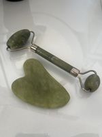 Jade Roller & Gua Sha Set - Gesichtsmassage für Sie!