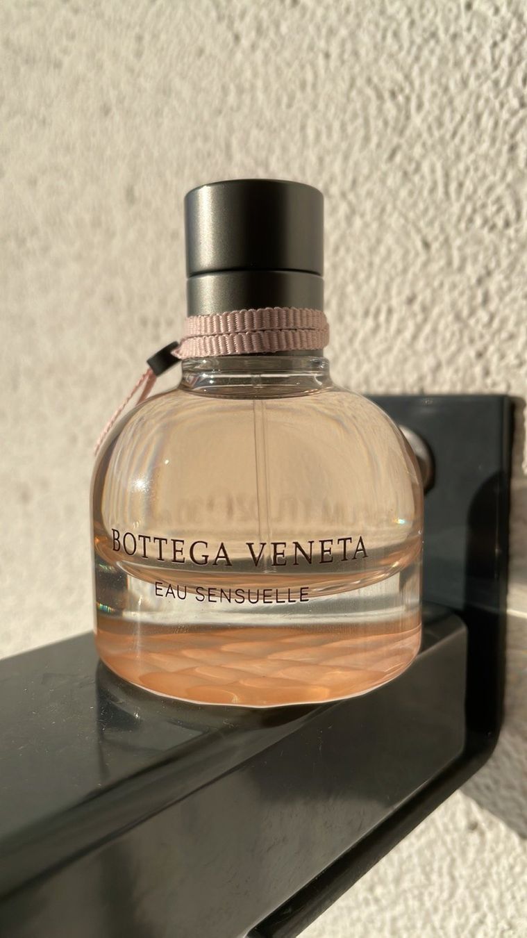 Bottega Veneta Parfum & Eau de Toilette: Bottega Veneta Eau Sensuelle – Neu (gemäss Beschreibung) aus Flums von Inna77 2