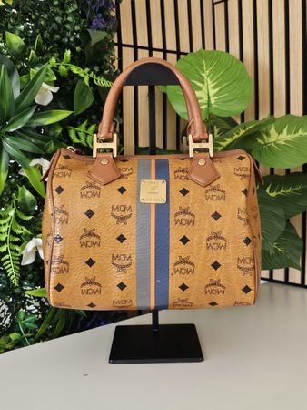 MCM Handtasche braun cognac Leder monogramm N8153